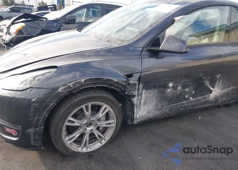 2024 Tesla Model Y Long Range Dual Motor All-Wheel Drive из США, поврежденный, VIN 7SAYGDEE2RA250834